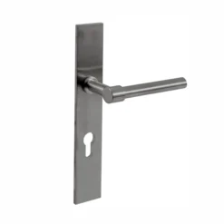 Lever Handle on Sqaure Backplate