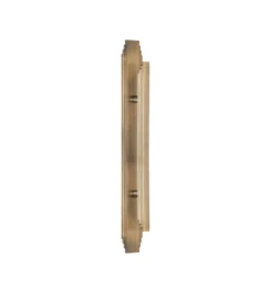 pull handle on plate